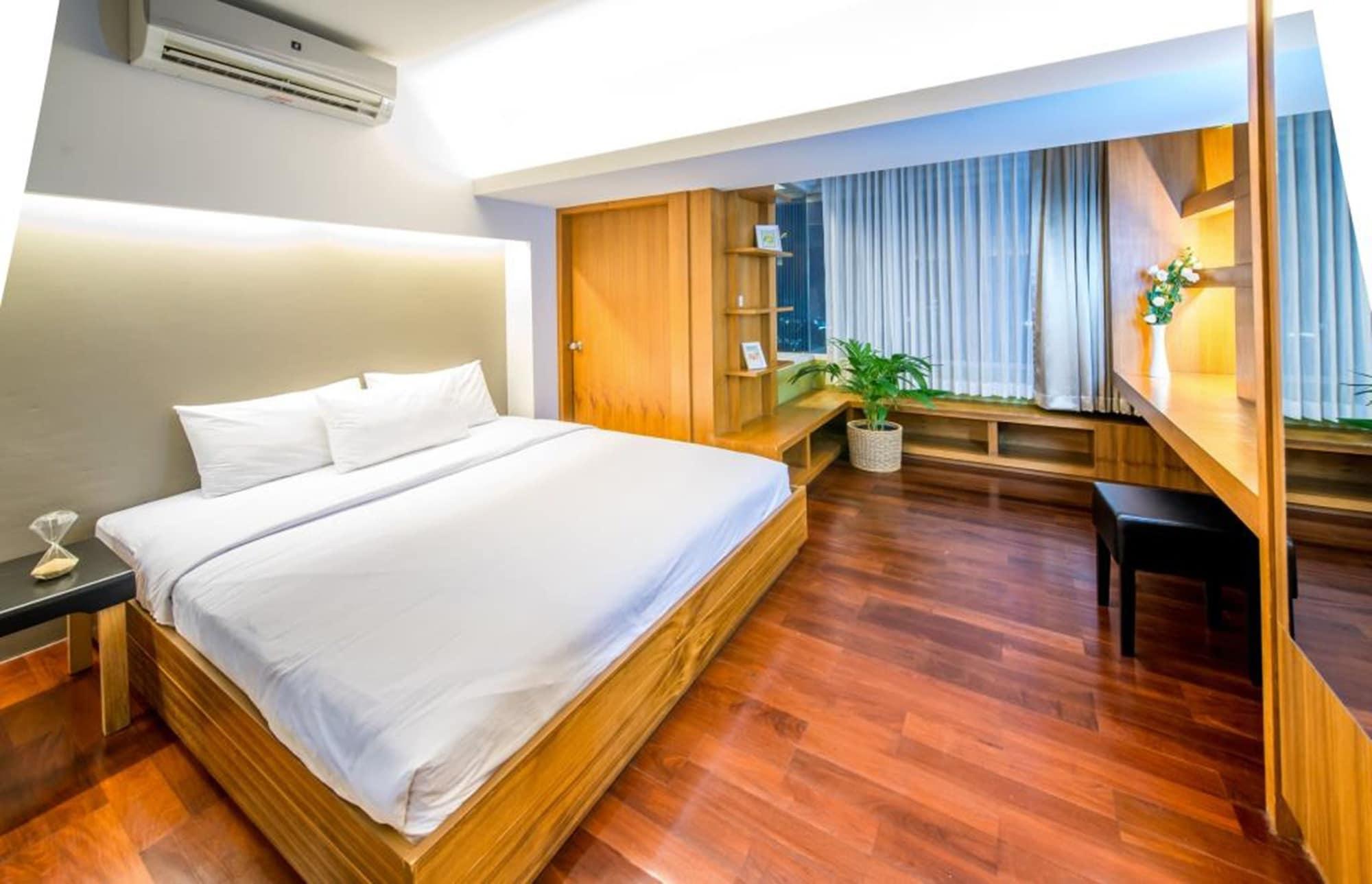 Laemtong Serviced Apartment Si Racha Exterior photo