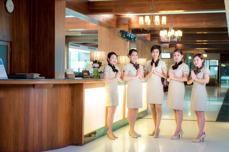 Laemtong Serviced Apartment Si Racha Exterior photo