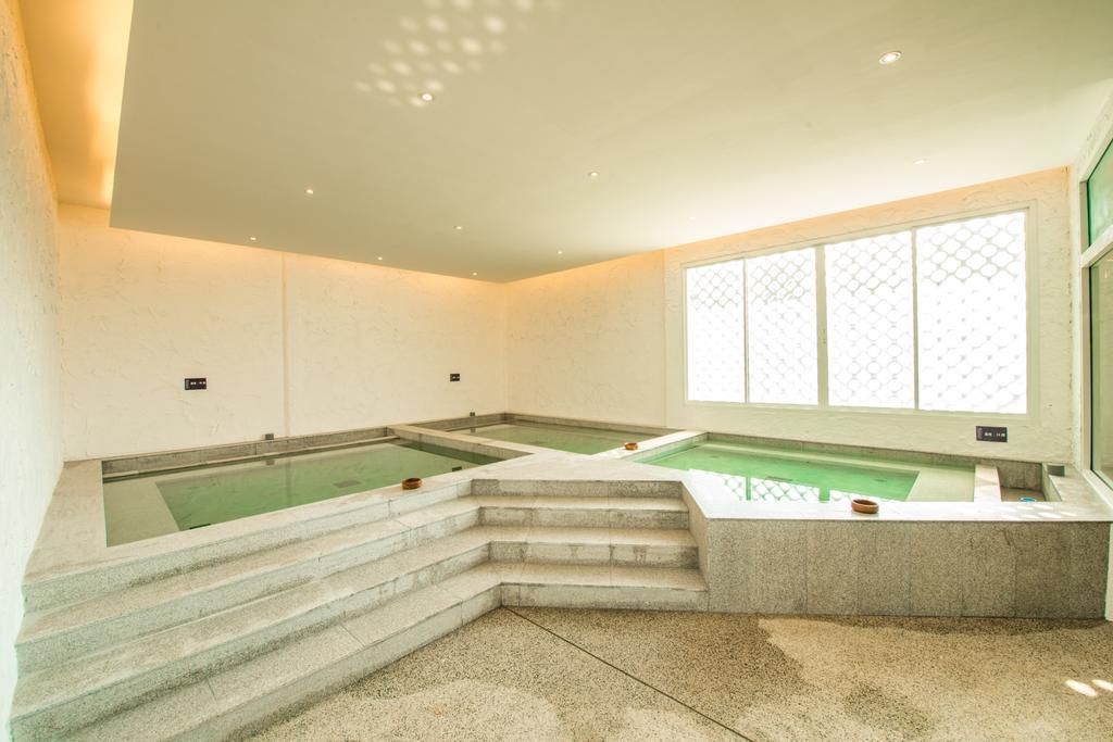 Laemtong Serviced Apartment Si Racha Exterior photo